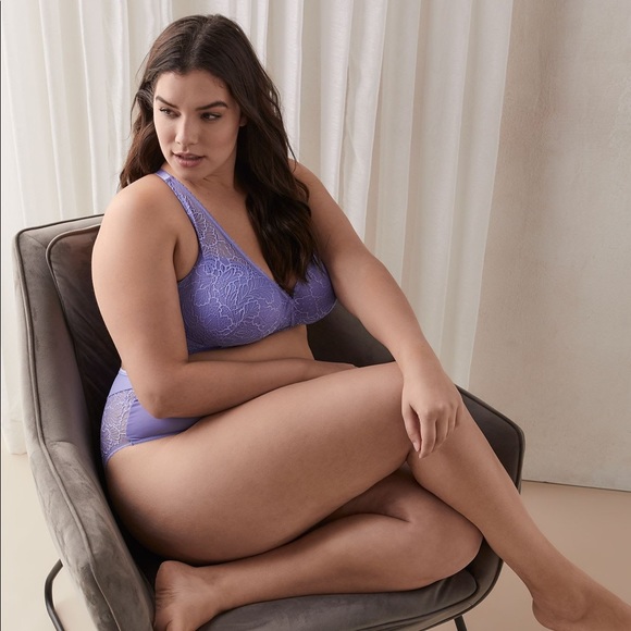 Lavender lace bralette - Picture 3 of 5